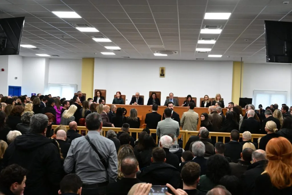 Δίκη Τεμπών: Πόσο κόστισε η αίθουσα όπου διεξάγεται η διαδικασία