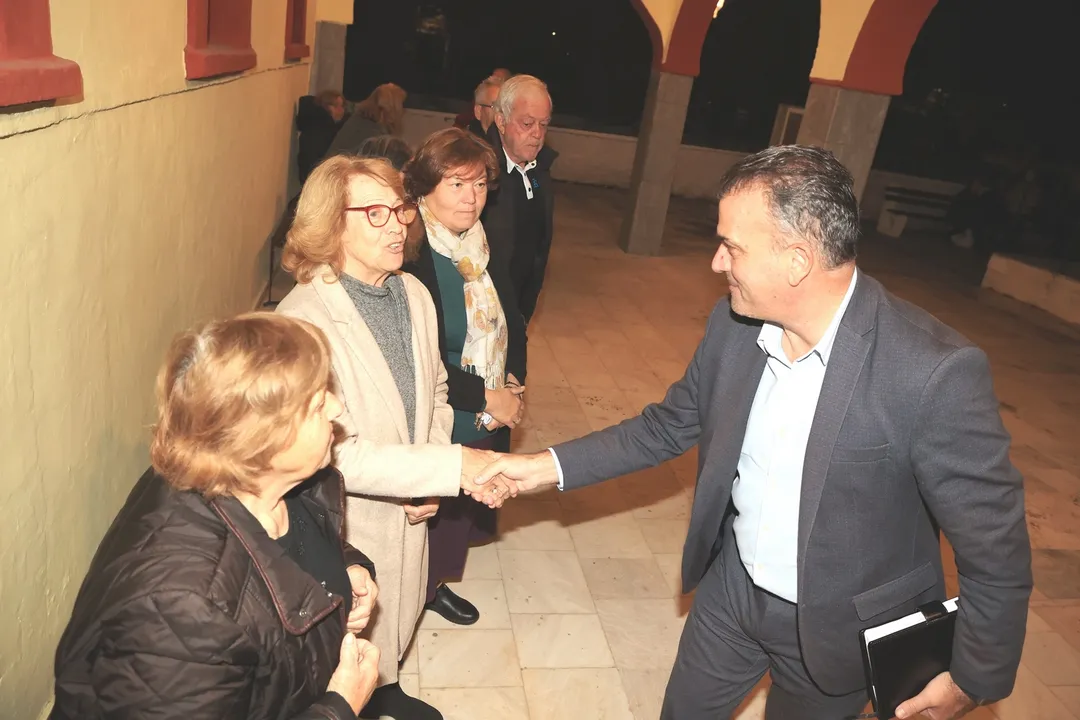 Δρομολογούνται λύσεις για κατεδαφίσεις "κόκκινων" κτισμάτων στο Κουλούρι