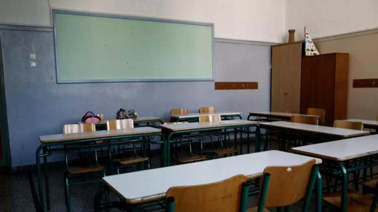 Εκπαιδευτικοί Π.Ε Λάρισας: Να αποσυρθούν άμεσα οι παραπομπές σε πειθαρχικό των απεργών συναδέλφων
