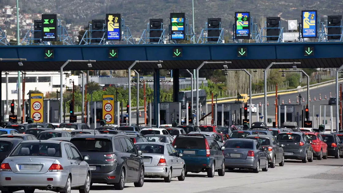 Διόδια: Σχεδόν τα μισά οχήματα με πομποδέκτες – Η κατανομή ανά εταιρεία παραχώρησης