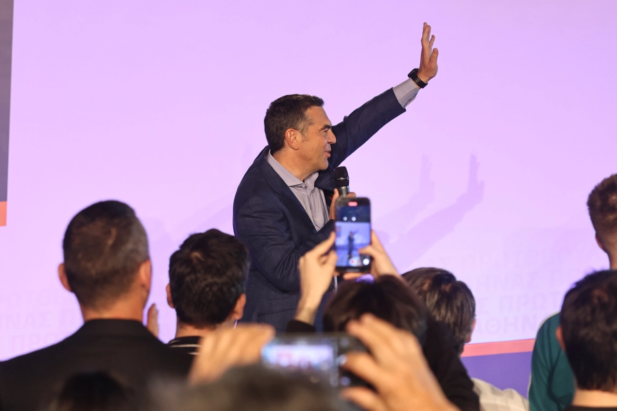 Μέχρι αρχές Ιουνίου το κόμμα Τσίπρα- Στόχος η νίκη στις εκλογές