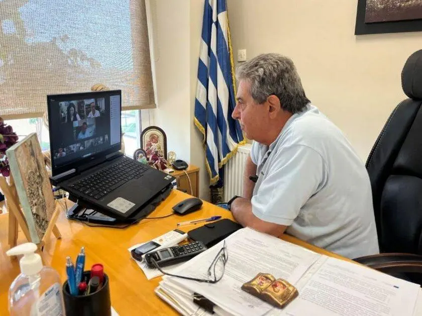 Να μην κλείσουν εκδοτήρια της Hellenic Train ζητά ο δήμαρχος Φαρσάλων