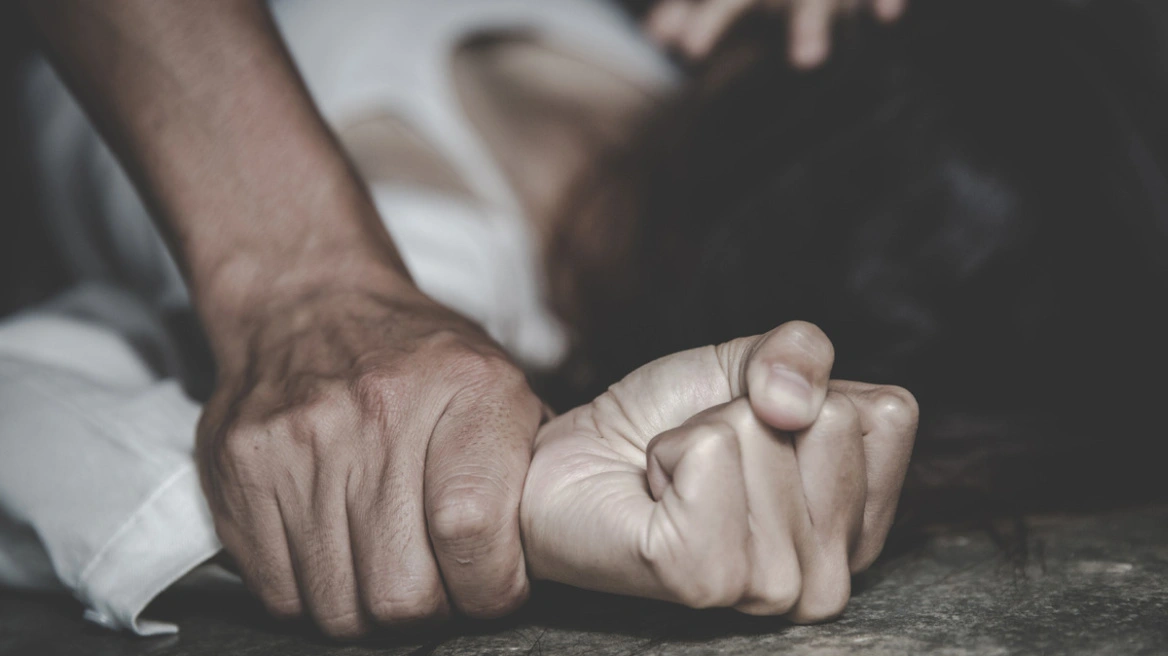 948 φυλακίσεις για ενδοοικογενειακή βία – Τα στοιχεία της ΓΓΙΑΔ για τη Λάρισα