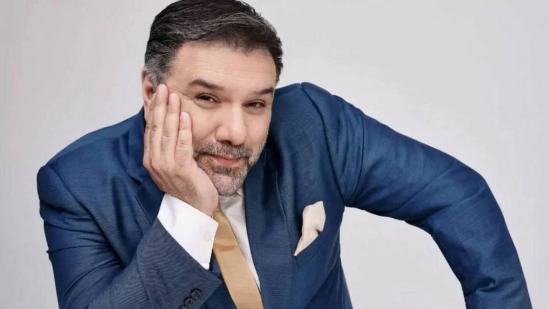 Με τον Γρηγόρη Αρναούτογλου η Χριστουγεννιάτικη παρέλαση στη Λάρισα