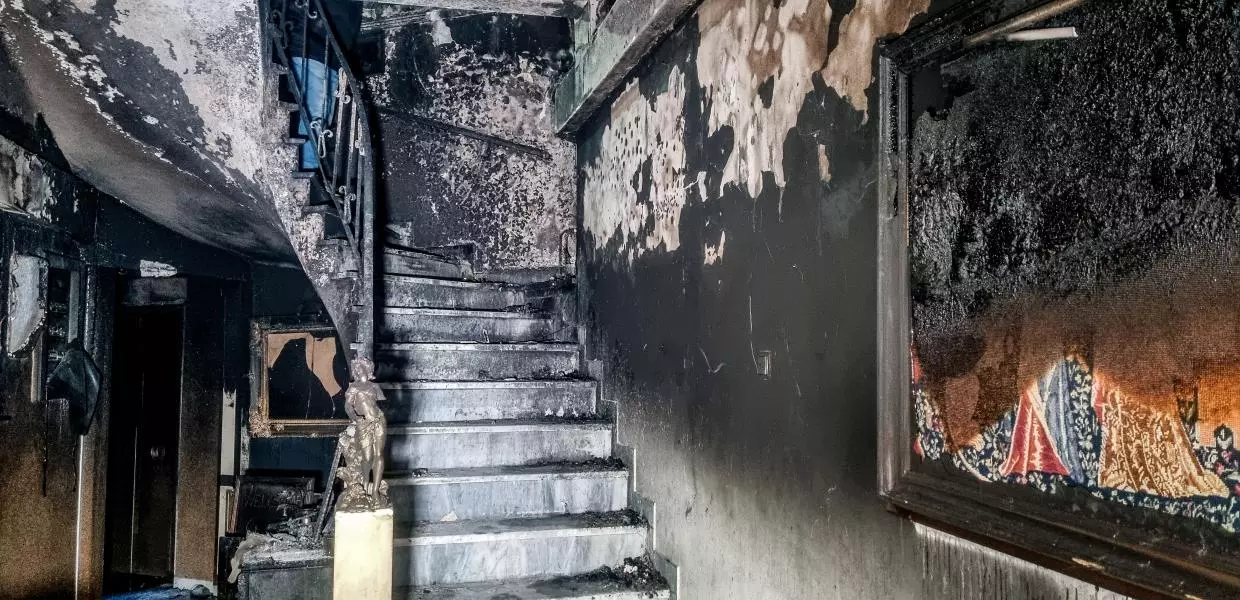 Έρευνες για τα αίτια της φονικής πυρκαγιάς σε ξενοδοχείο της Καλαμπάκας