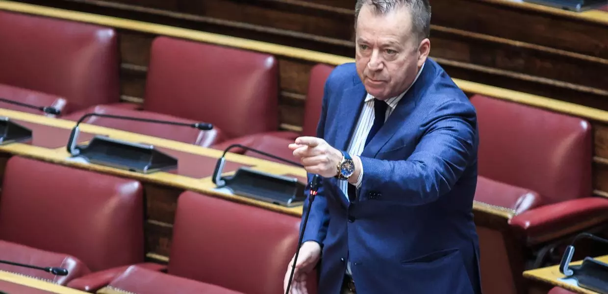 Κόκκαλης σε Άδωνι: Εγγυάται το Υπουργείο την ομαλή λειτουργία του ΠΓΝΛ και την υγεία και ασφάλεια των πολιτών;