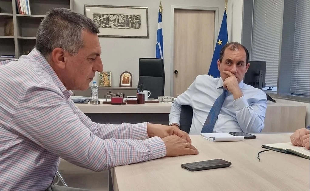 Θέματα Κρατικής Αρωγής έθεσε ο Περιφερειάρχης στον Υφυπουργό Κλιματικής Κρίσης