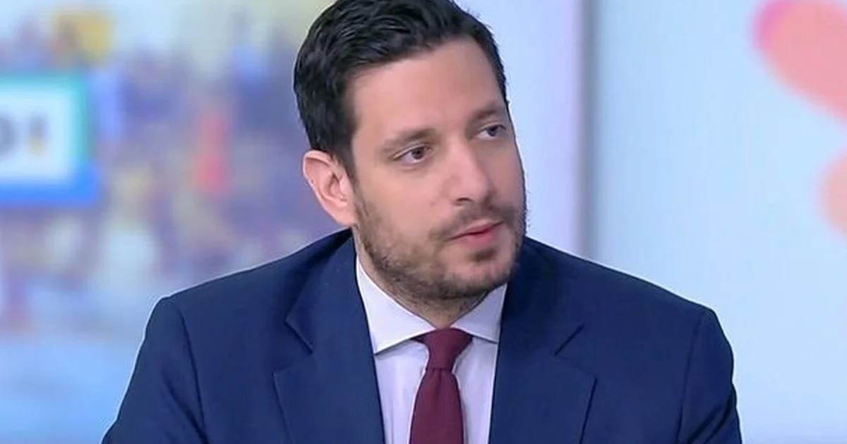 «Θα τα κάνουμε “γυαλιά καρφιά” έξω από το υπουργείο» – Το τηλεφώνημα του προέδρου των Ταξί στον Κ.Κυρανάκη