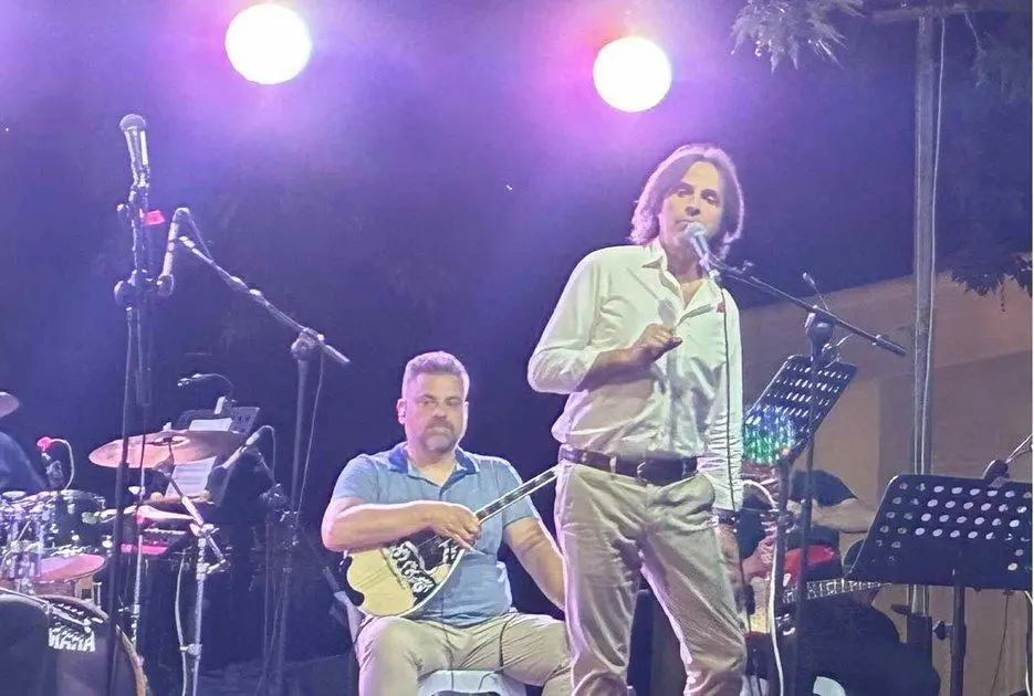 Ο Αμπελώνας υποκλίθηκε στο πάθος του Βασίλη Λέκκα - Η άγνωστη ιστορία με τον Μίκη (VIDEOS)