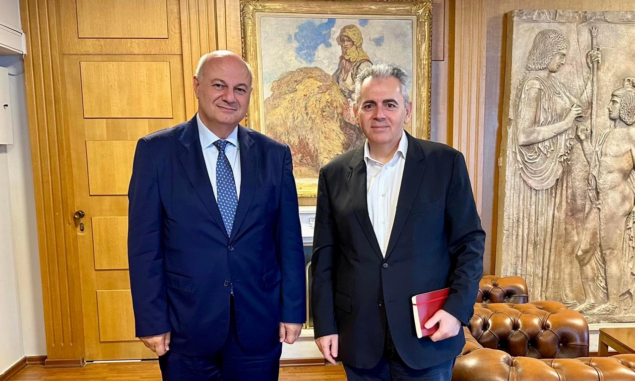 Χαρακόπουλος σε Τσιάρα: Πότε θα πληρωθεί η Cotton Farsala για τη δράση 3.1.2;