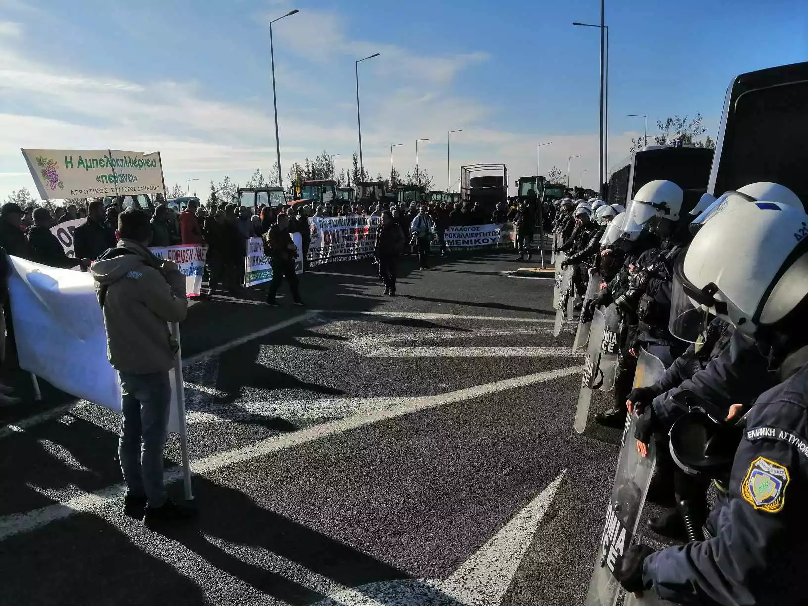 Campos 97.8 | Τα νέα του κάμπου LIVE από το μπλόκο της Γυρτώνης - ΑΚΟΥΣΤΕ και από ΕΔΩ