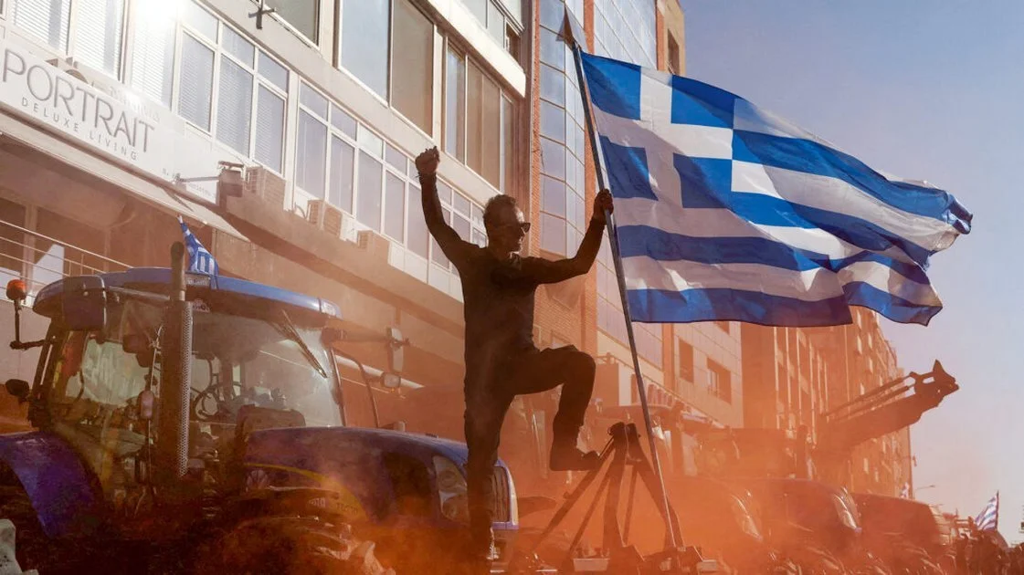 Αγρότες: Οι σκληροί που κρατούν τα μπλόκα