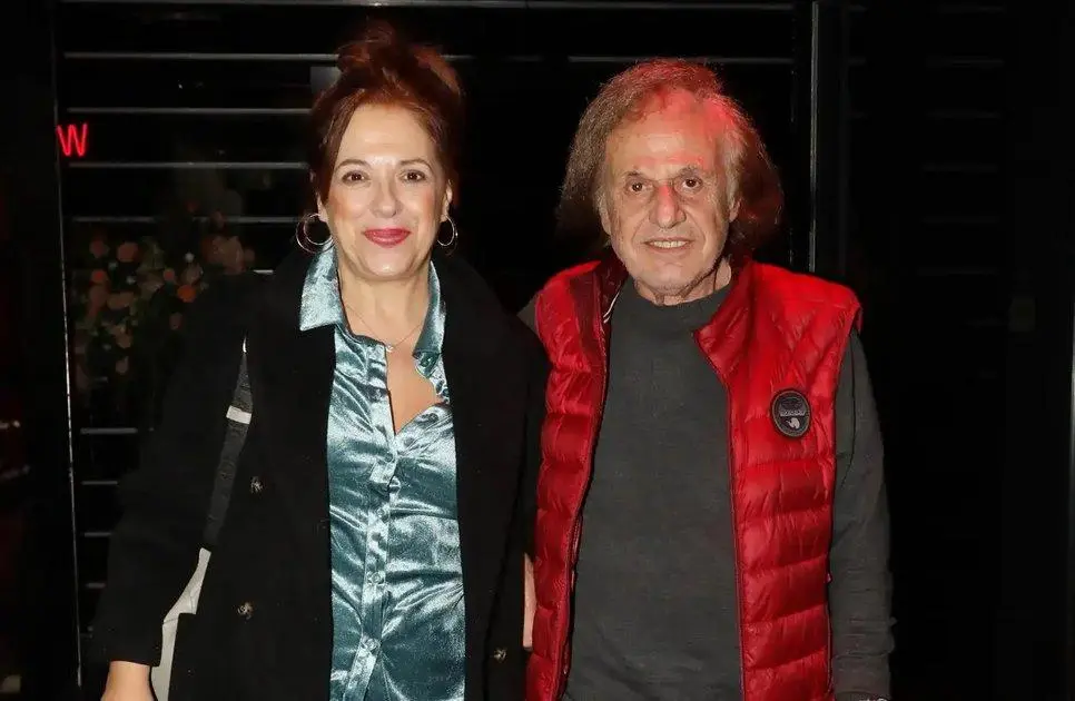 Ελένη Ράντου: «Όταν θέλουν να με μειώσουν, λένε “η γυναίκα του Βασίλη”