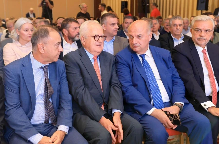 tsiaras kellas peiraios