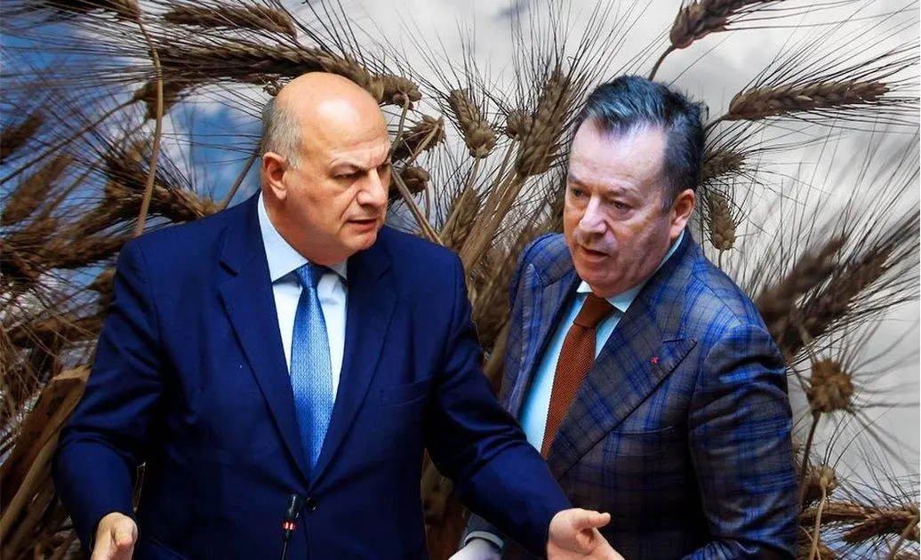 Βουλή | Τσιάρας ενημερώνει Κόκκαλη για την πορεία της ευλογιάς 