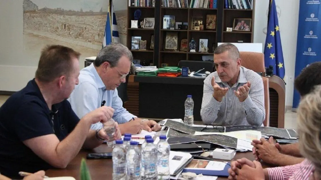 Φάμελλος από Λάρισα: Σοβαρή ανησυχία από την ανεπάρκεια της κυβέρνησης για την ευλογιά 