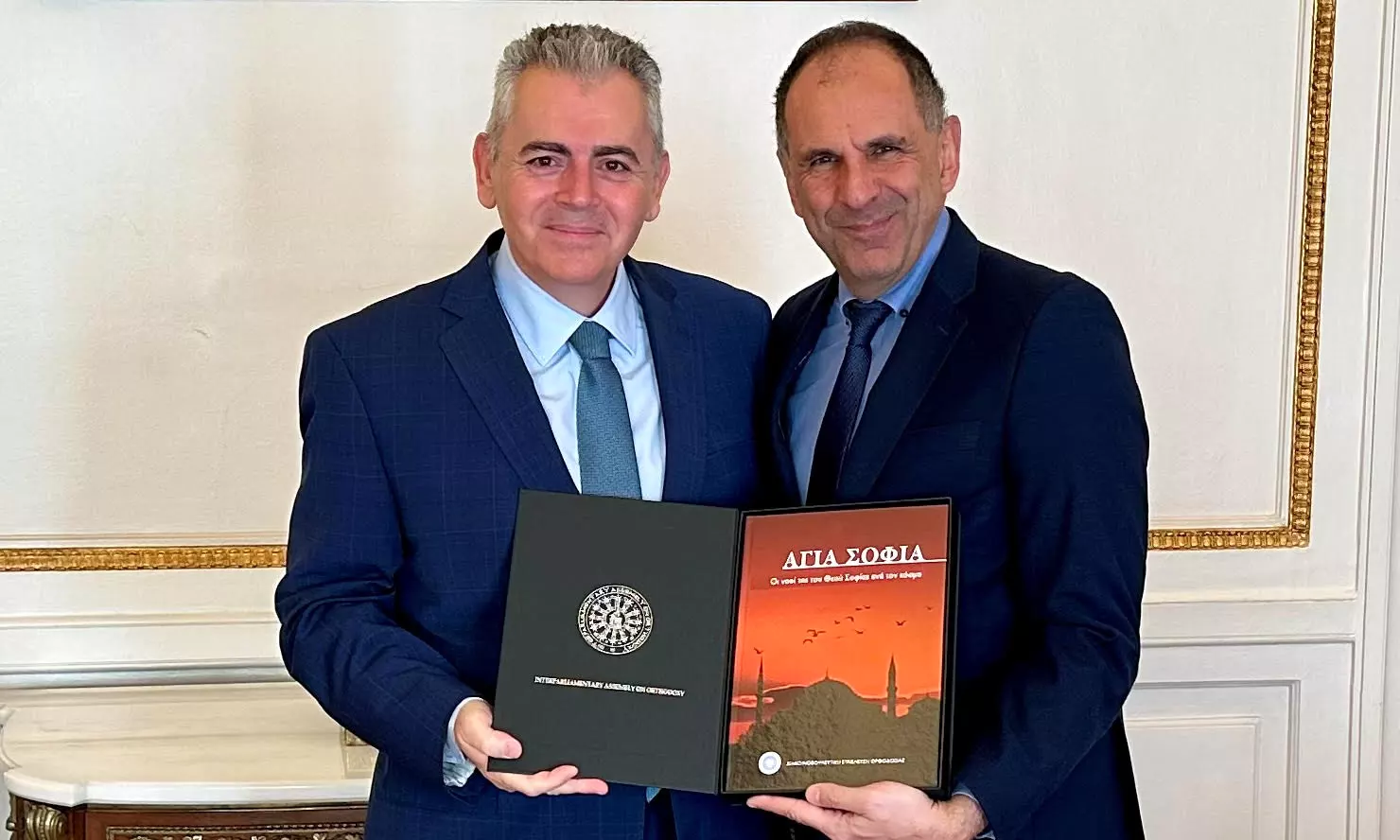 Χαρακόπουλος με Γεραπετρίτη: Ενημέρωση για ΔΣΟ, Αγία Σοφία και ελληνισμό της Ίμβρου