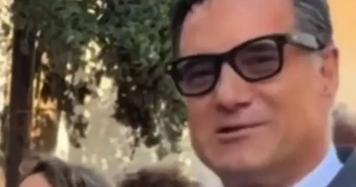 Γεωργιάδης για τα «έξυπνα» γυαλιά: Ναι, φοράω τα Meta Ray, τα αγόρασα 600 ευρώ