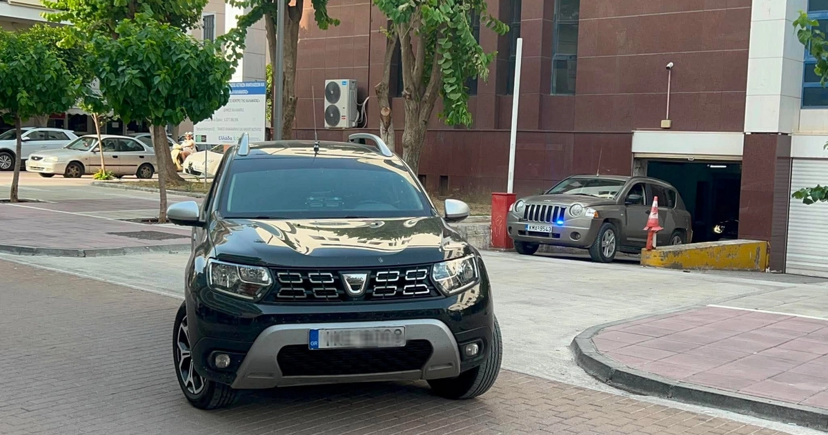 Στη φυλακή οι τρεις κατηγορούμενοι για τους επτά εμπρησμούς