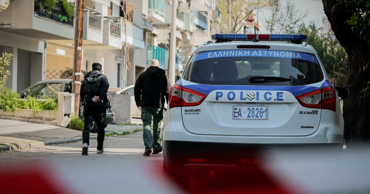 Συνελήφθη αλλοδαπός με χειροβομβίδα - Πληροφορίες ότι θα «χτυπούσε» σπίτι πρώην εισαγγελέα