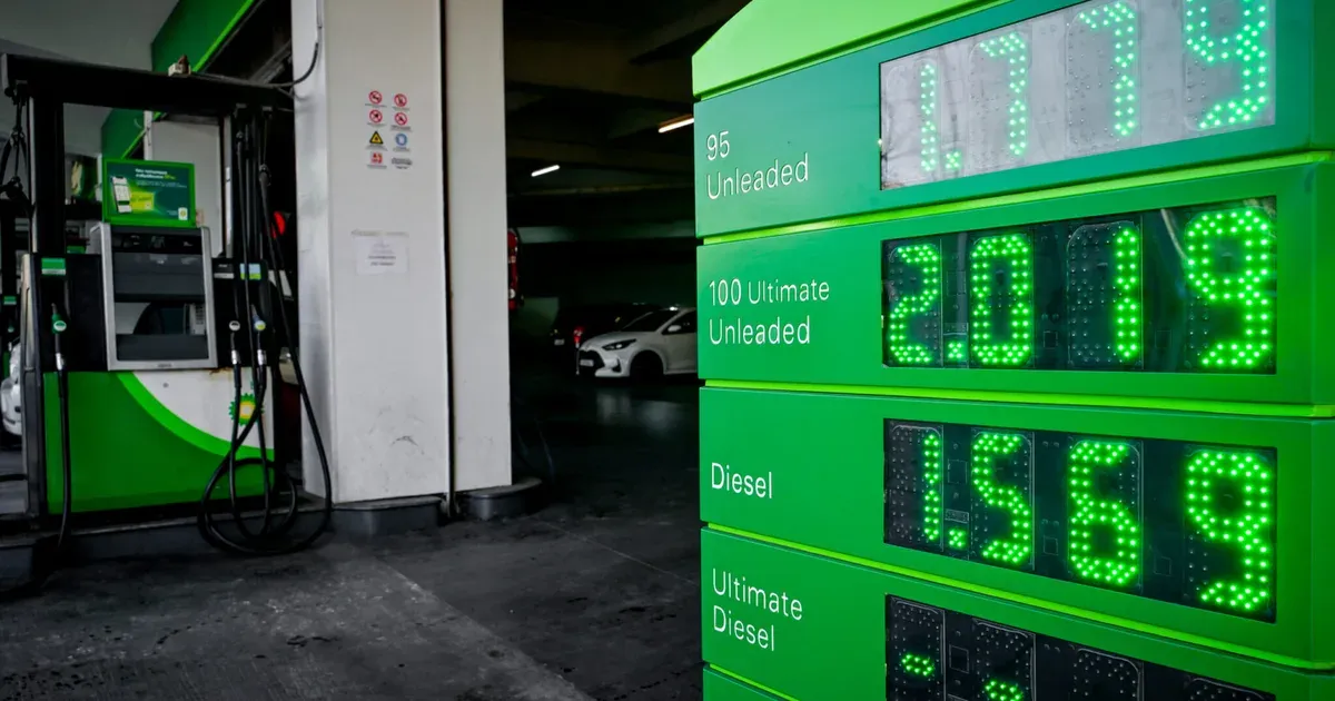 Τι γίνεται με την τιμή της βενζίνης στην Ελλάδα-σε ποια χώρα δίνεις 3,6 ευρώ το λίτρο
