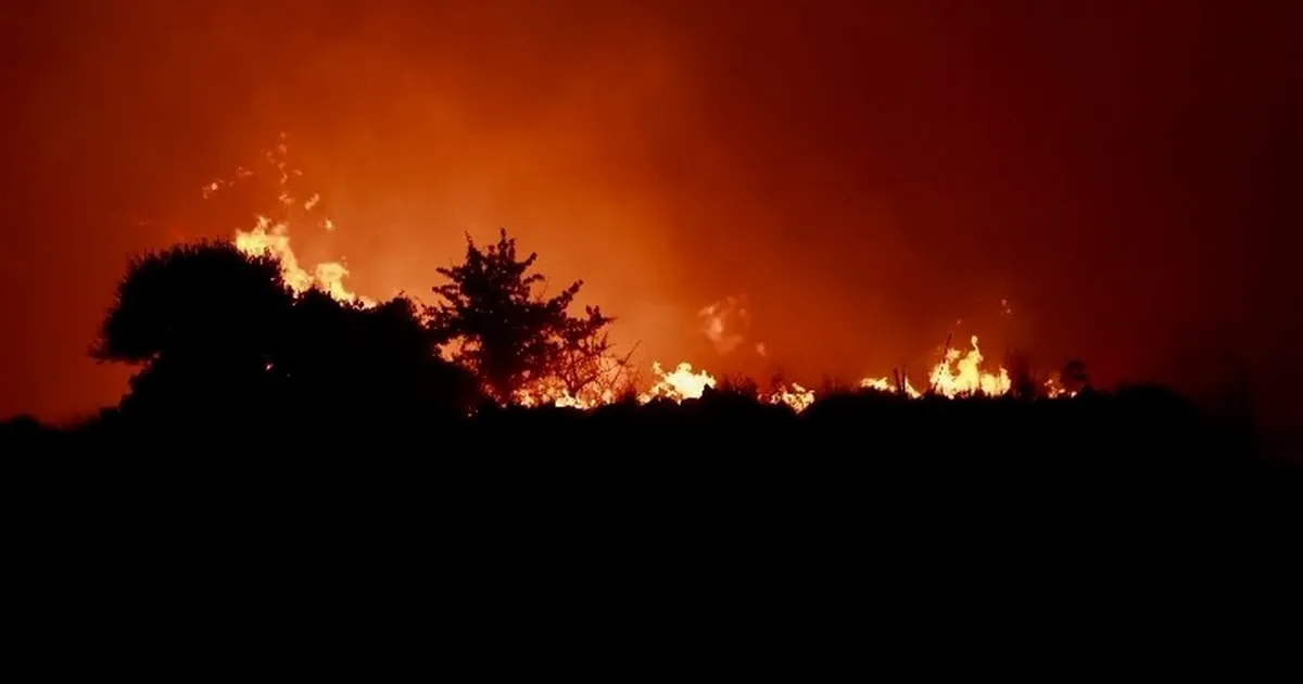 Φωτιές: Ολονύχτια μάχη σε Κρήτη, Πάρο, Ανδρο και Κάλυμνο