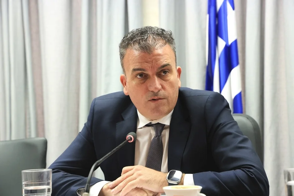 Παρέμβαση Μαμάκου για Πινακοθήκη: Ρίξτε τους τόνους - Καλώ τον Χ.Παπανικολάου να ανακαλέσει...!