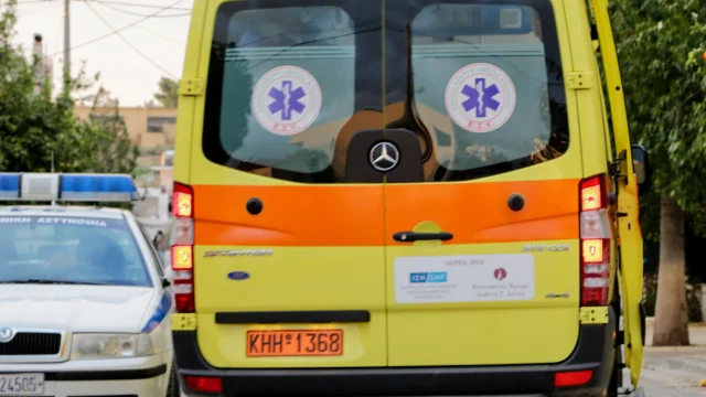 Στο νοσοκομείο 55χρονος εργάτης – Έπεσε πάνω του βαριά πόρτα
