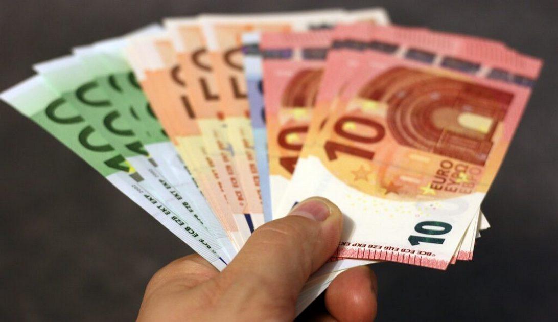 Σε αναστολή καθηκόντων δύο υπάλληλοι που εμπλέκονται σε παράνομα επιδόματα
