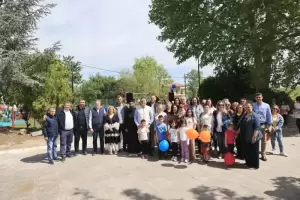 DHMARXOS-ELEYTERAI-EGKAINIA-PAIDIKES-XARES9_original
