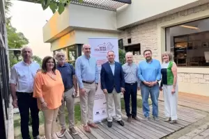 oinotour2_original