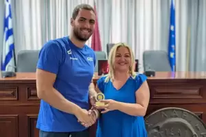 Dimos_Larissaion_-_Ethniki_Polo_Andron_13_original