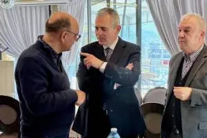 Maximos_10_original