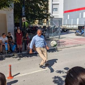 Xoris_Aytokinito-Kentriki_Plateia_2_original