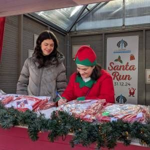 27122024_-_DL_-_Periptero_Santa_Walk4_original
